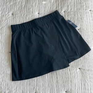 Abercrombie Traveler Skirt Black Size Medium With Shorts